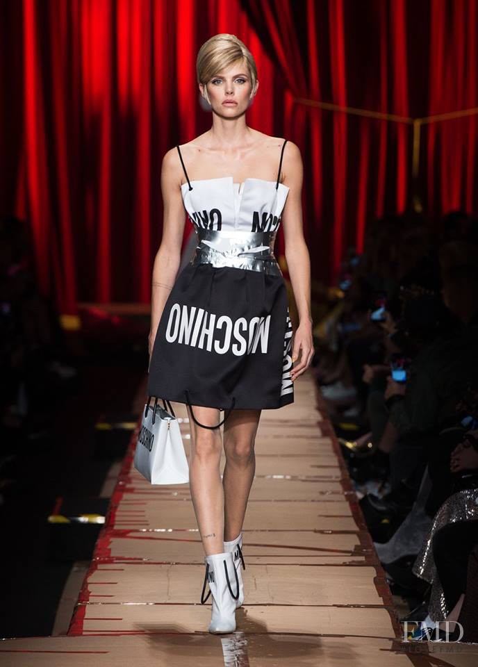 Moschino fashion show for Autumn/Winter 2017