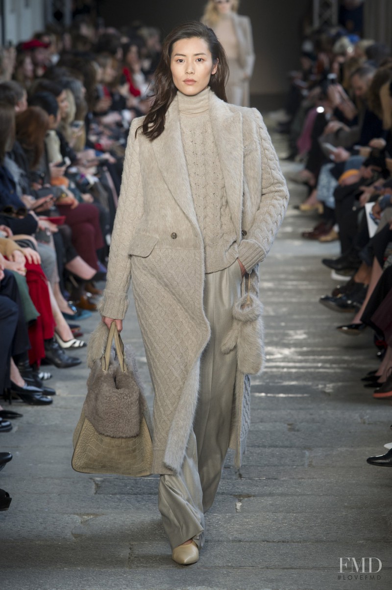 Liu Wen featured in  the Max Mara fashion show for Autumn/Winter 2017