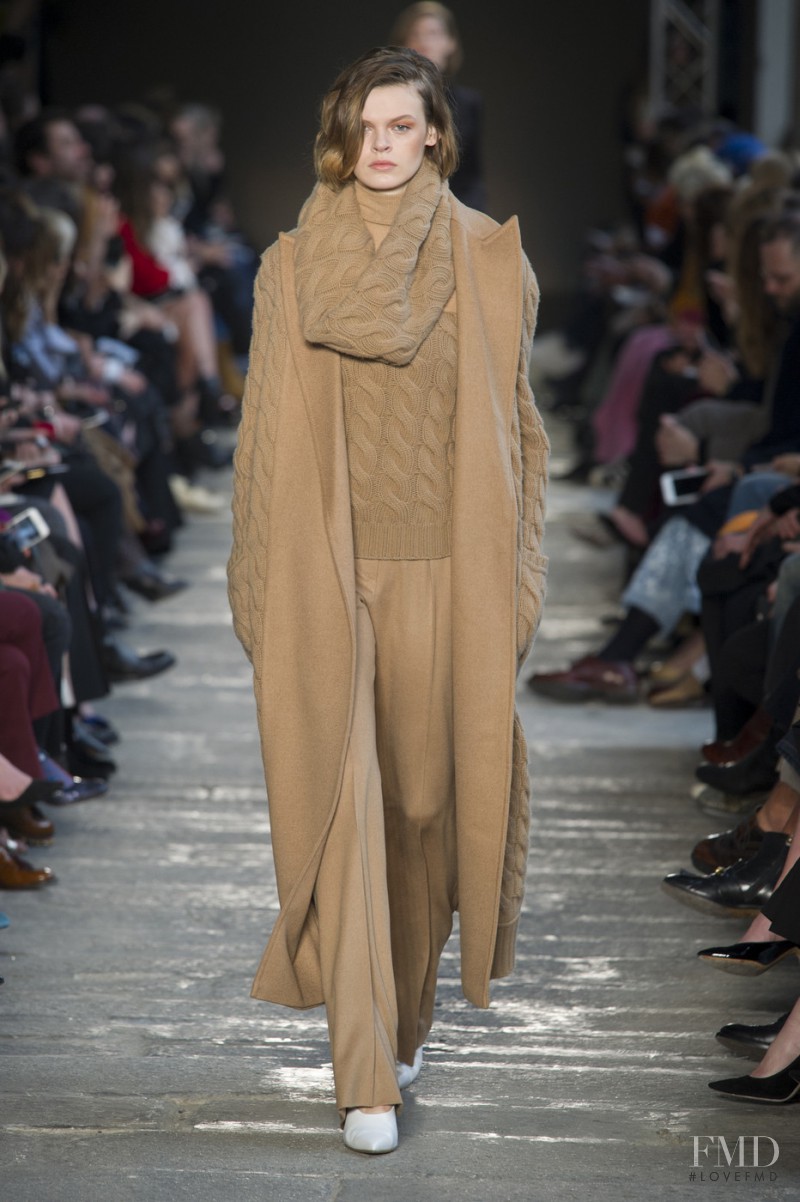 Cara Taylor featured in  the Max Mara fashion show for Autumn/Winter 2017