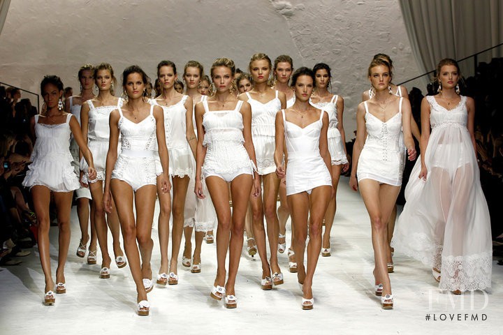 Dolce & Gabbana fashion show for Spring/Summer 2011