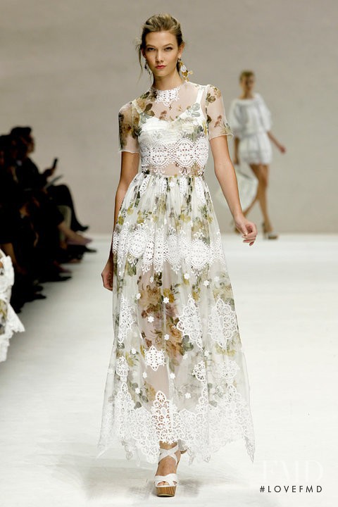Karlie Kloss featured in  the Dolce & Gabbana fashion show for Spring/Summer 2011