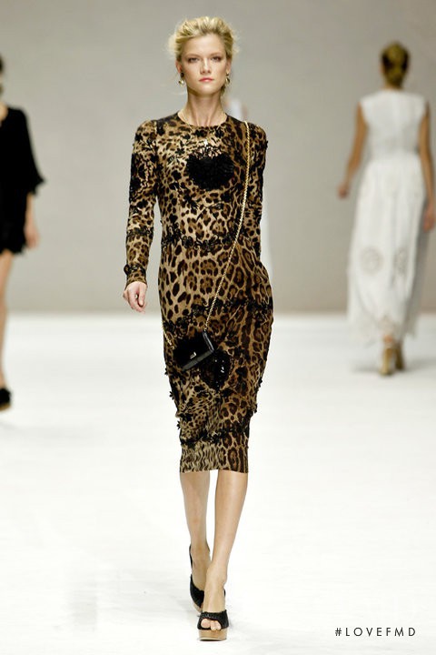 Kasia Struss featured in  the Dolce & Gabbana fashion show for Spring/Summer 2011