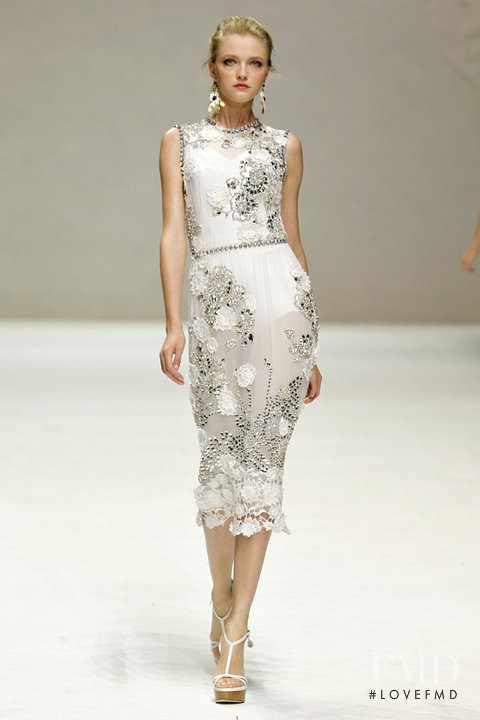 Vlada Roslyakova featured in  the Dolce & Gabbana fashion show for Spring/Summer 2011