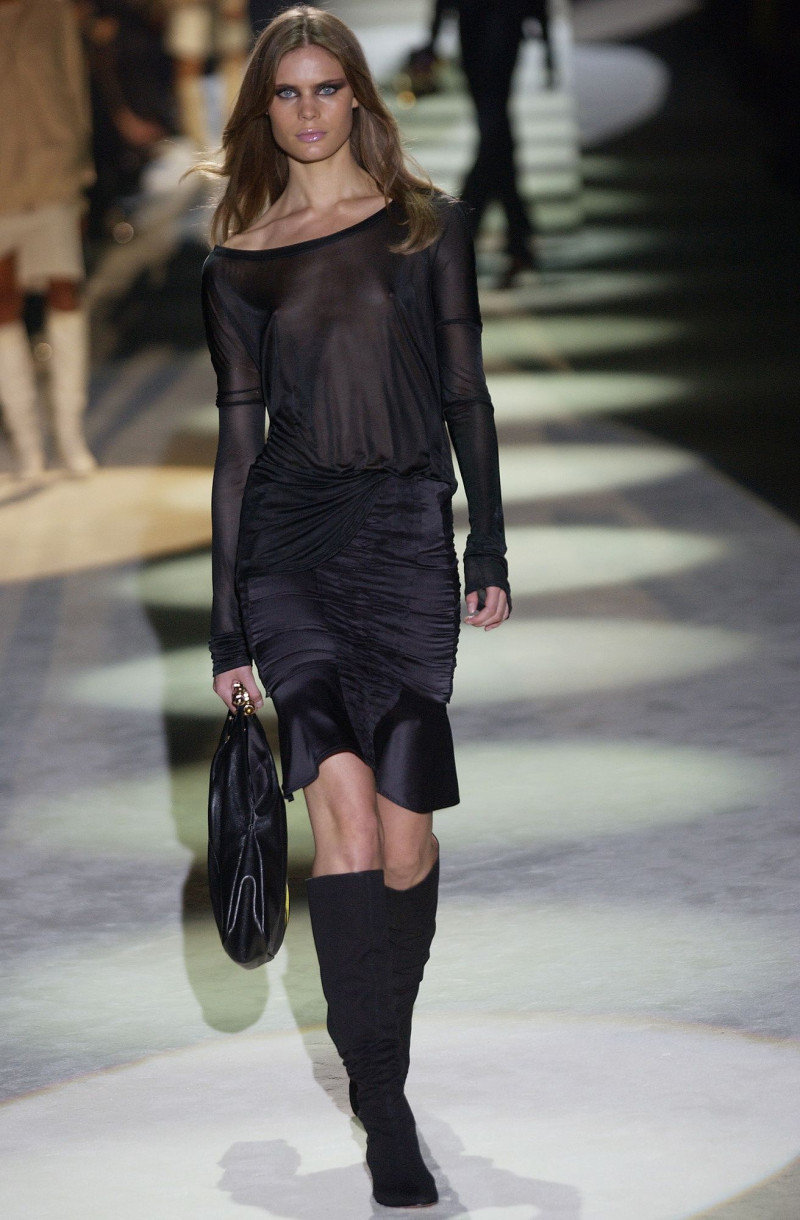 Gucci fashion show for Spring/Summer 2004