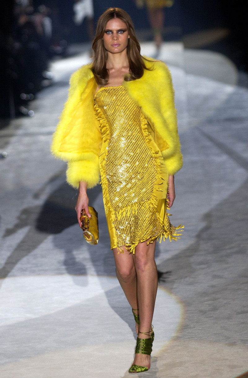 Gucci fashion show for Spring/Summer 2004