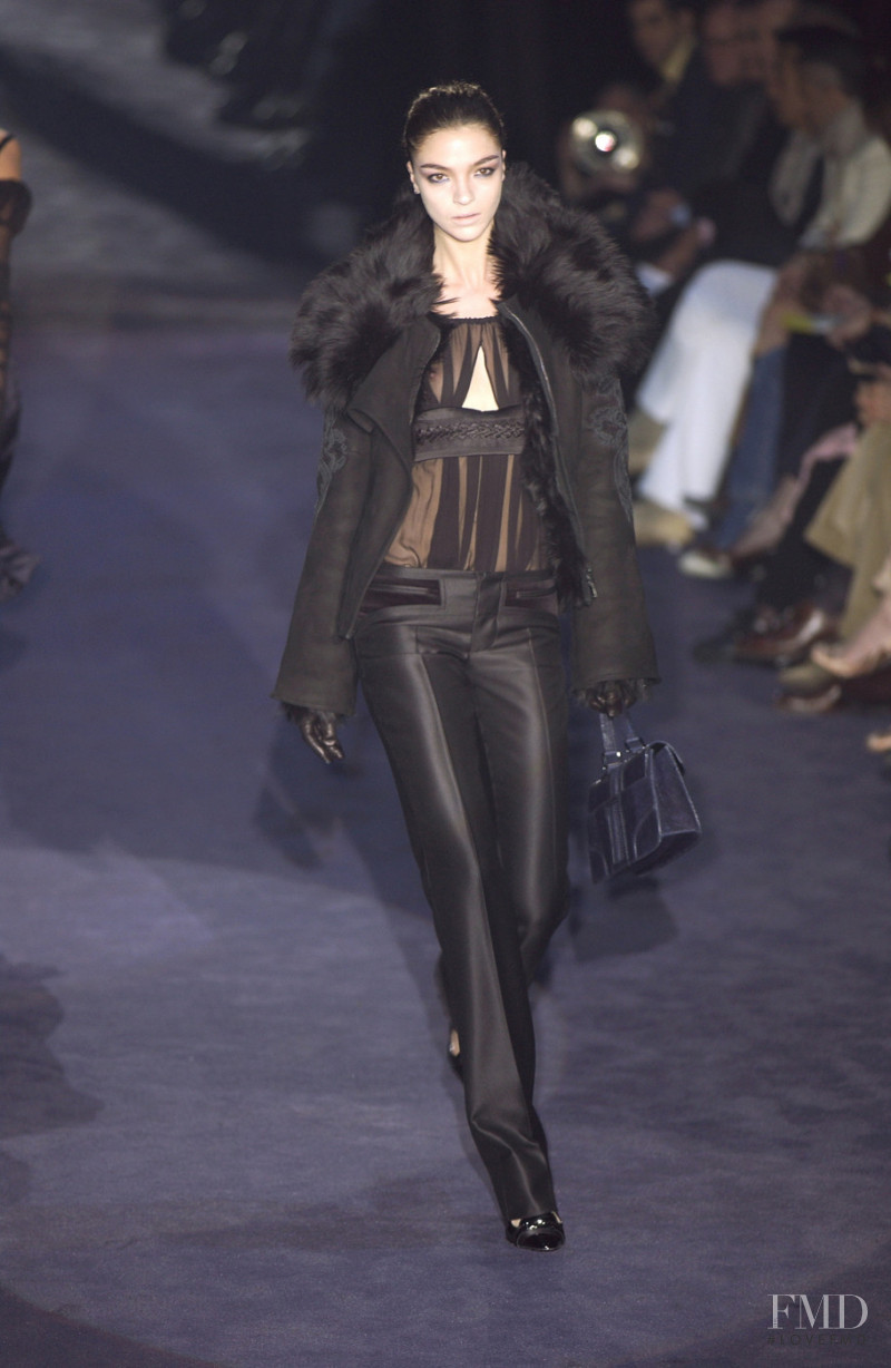 Mariacarla Boscono featured in  the Gucci fashion show for Autumn/Winter 2005