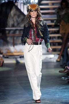 DSquared2 fashion show for Autumn/Winter 2004