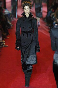 Saint Laurent fashion show for Autumn/Winter 2004