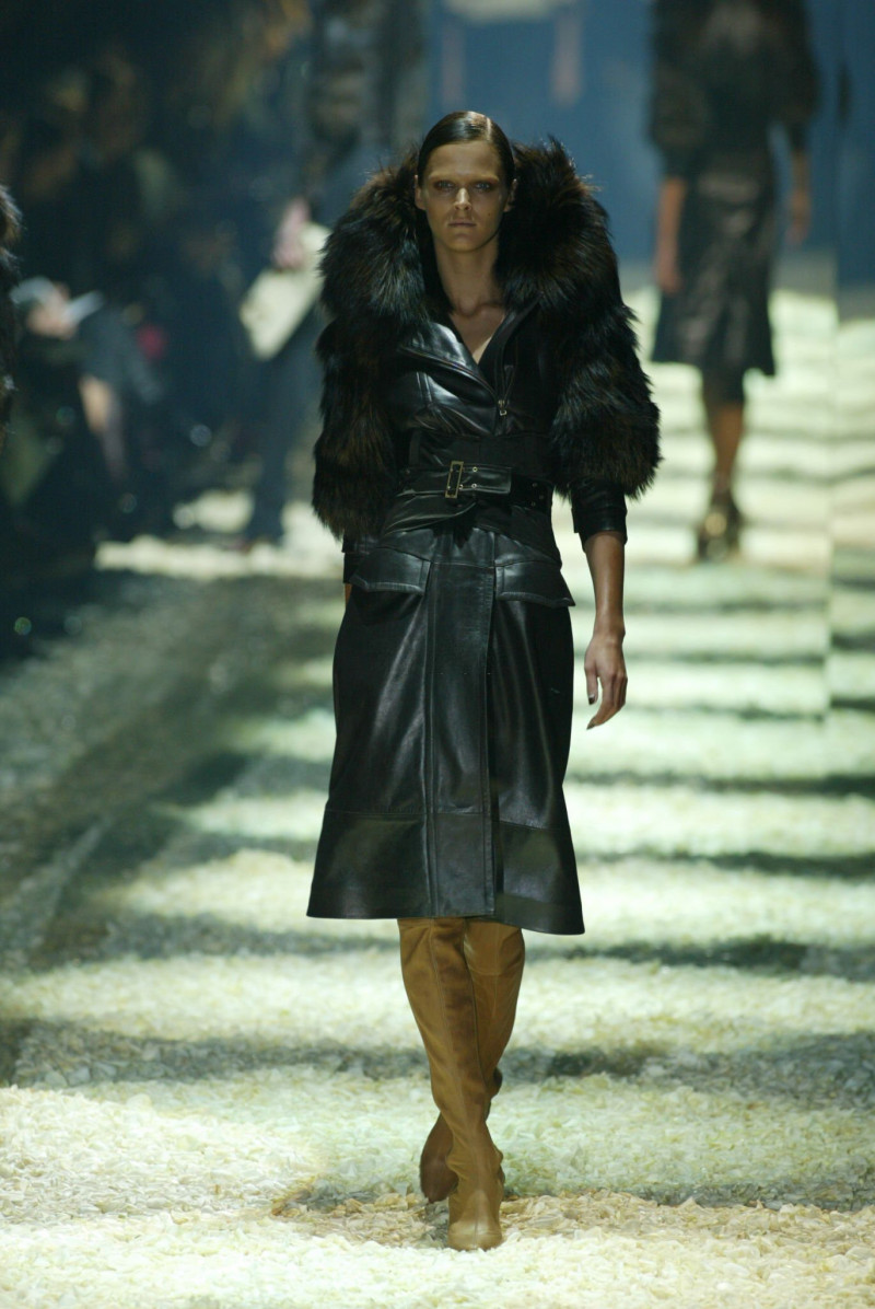 Carmen Kass featured in  the Gucci fashion show for Autumn/Winter 2003