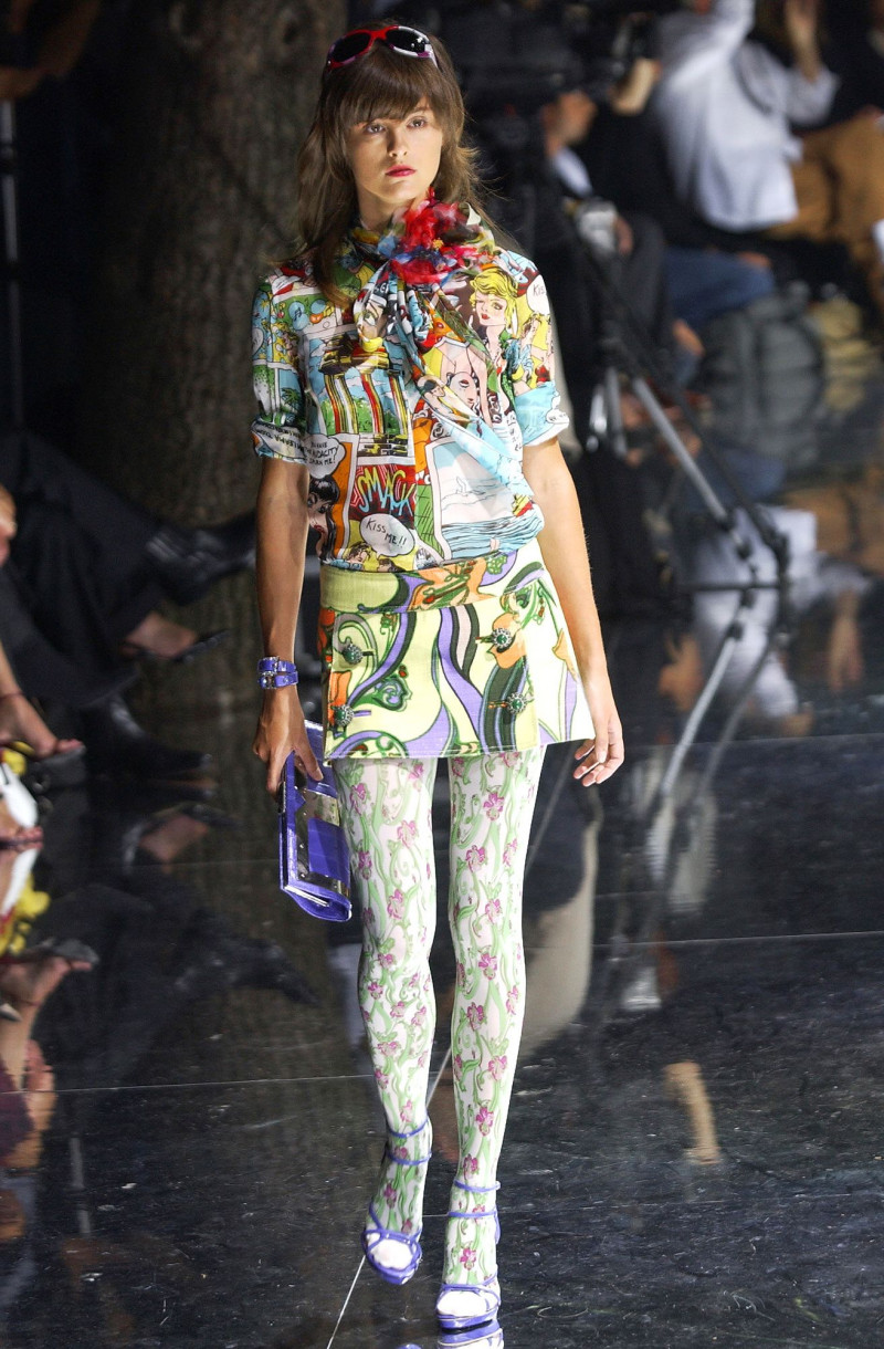 Dolce & Gabbana fashion show for Spring/Summer 2004