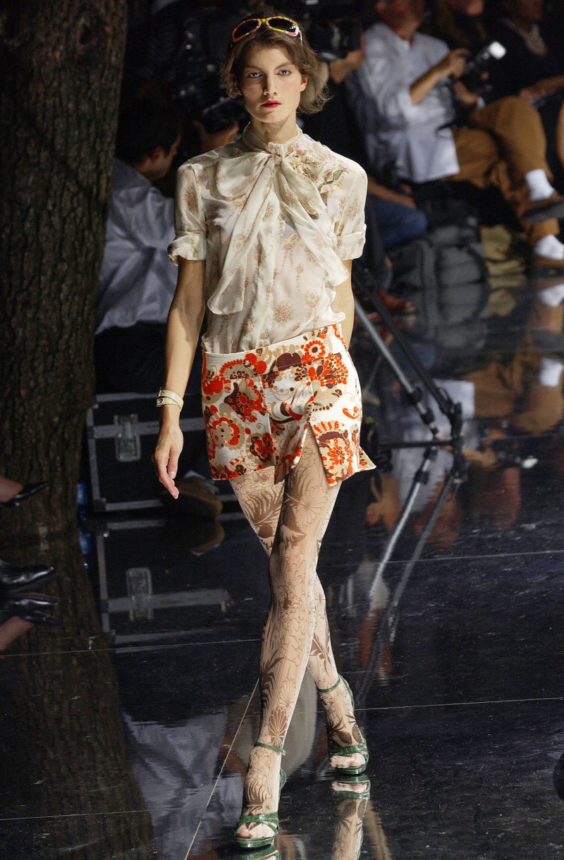 Dolce & Gabbana fashion show for Spring/Summer 2004