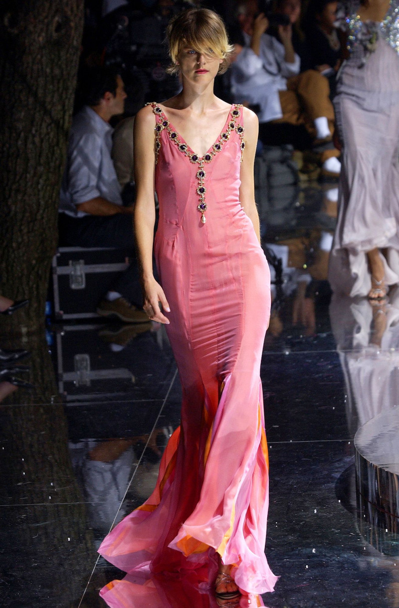 Dolce & Gabbana fashion show for Spring/Summer 2004