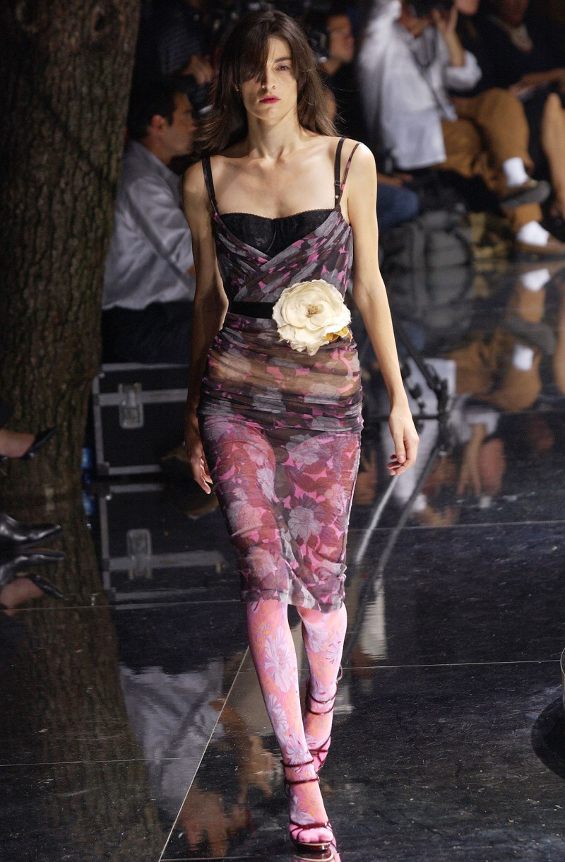 Dolce & Gabbana fashion show for Spring/Summer 2004
