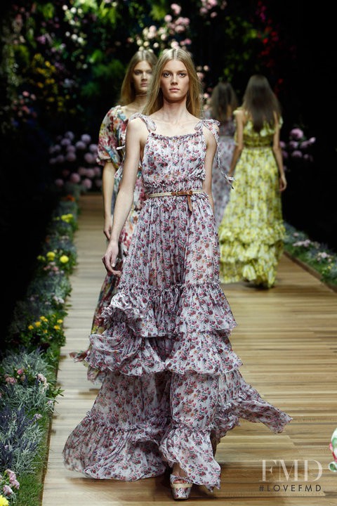 Sigrid Agren featured in  the D&G fashion show for Spring/Summer 2011