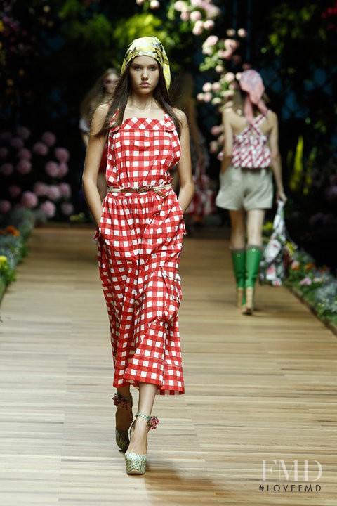 Julia Turenkova featured in  the D&G fashion show for Spring/Summer 2011