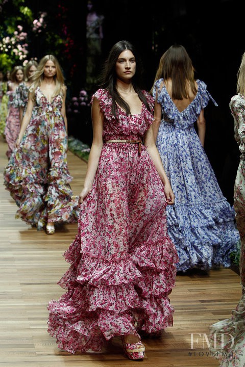 Jacquelyn Jablonski featured in  the D&G fashion show for Spring/Summer 2011