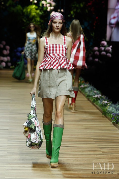 Sara Blomqvist featured in  the D&G fashion show for Spring/Summer 2011
