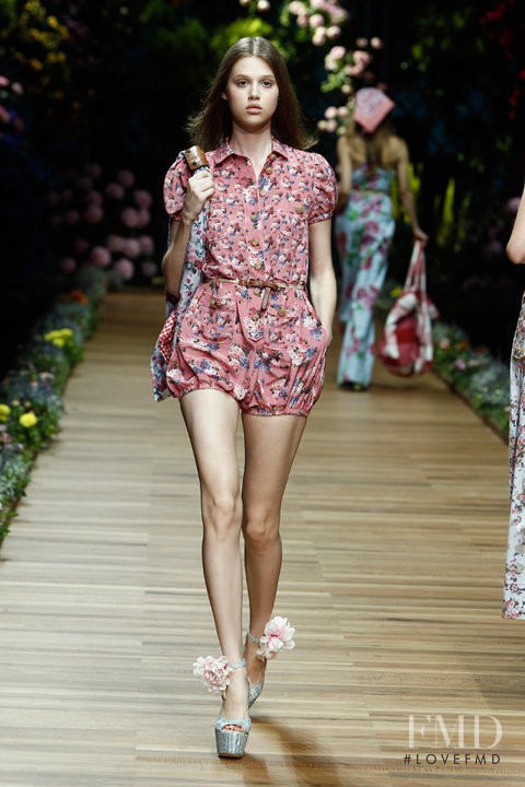 Anais Pouliot featured in  the D&G fashion show for Spring/Summer 2011