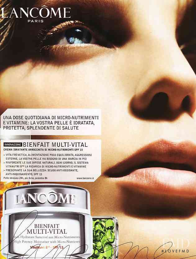 Daria Werbowy featured in  the Lancome Bienfait Multi-Vital cream advertisement for Spring/Summer 2006