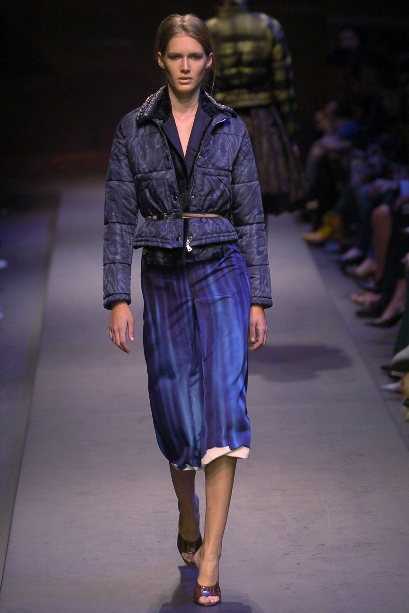 Prada fashion show for Autumn/Winter 2004