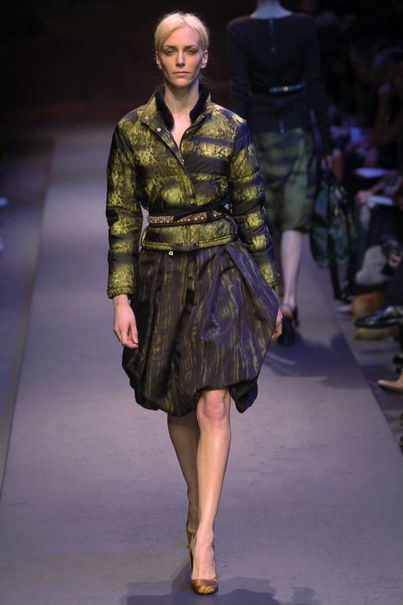 Prada fashion show for Autumn/Winter 2004