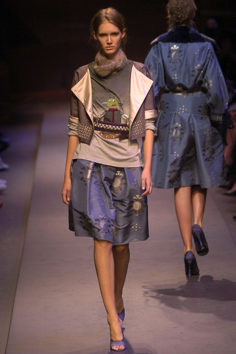 Prada fashion show for Autumn/Winter 2004