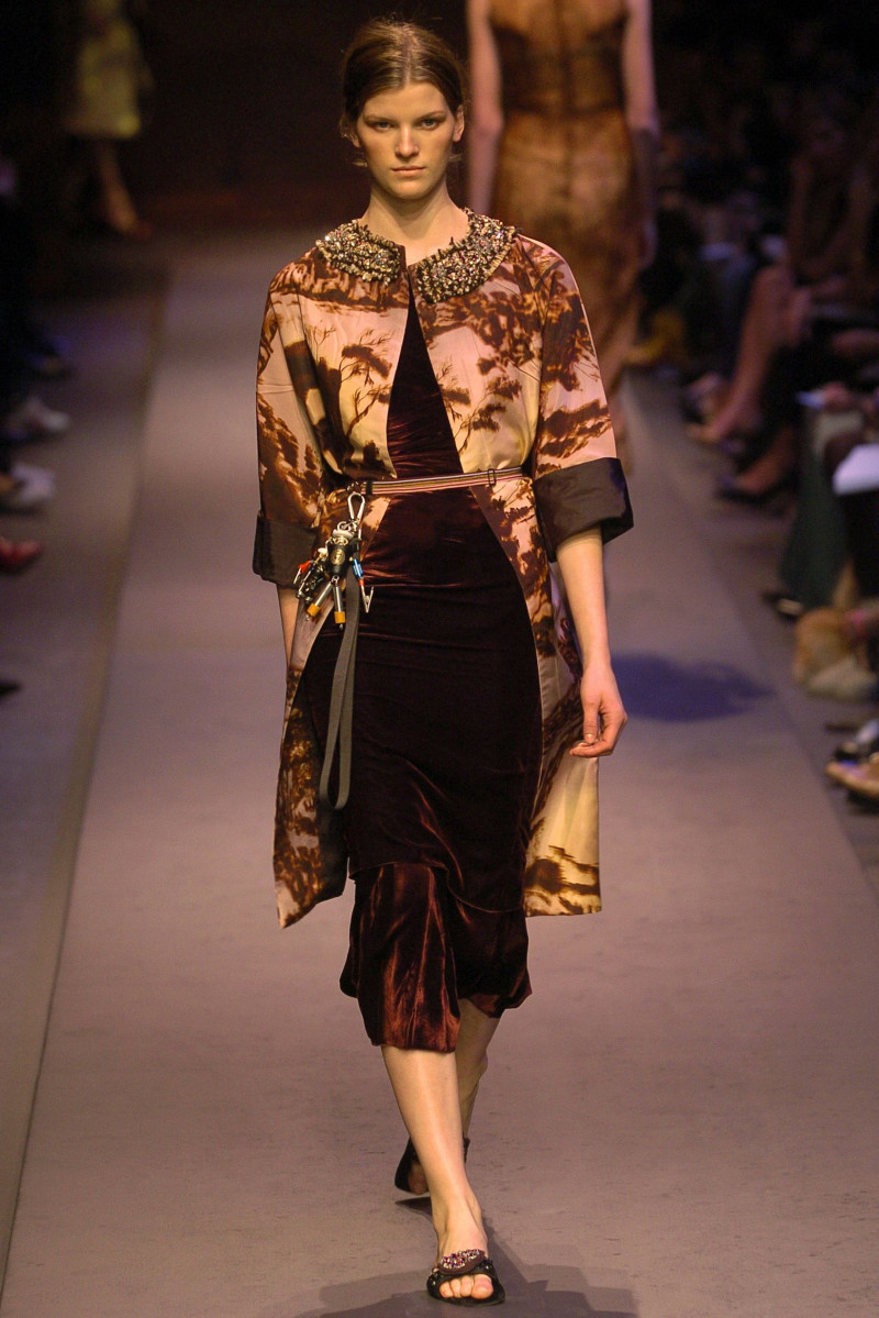 Prada fashion show for Autumn/Winter 2004