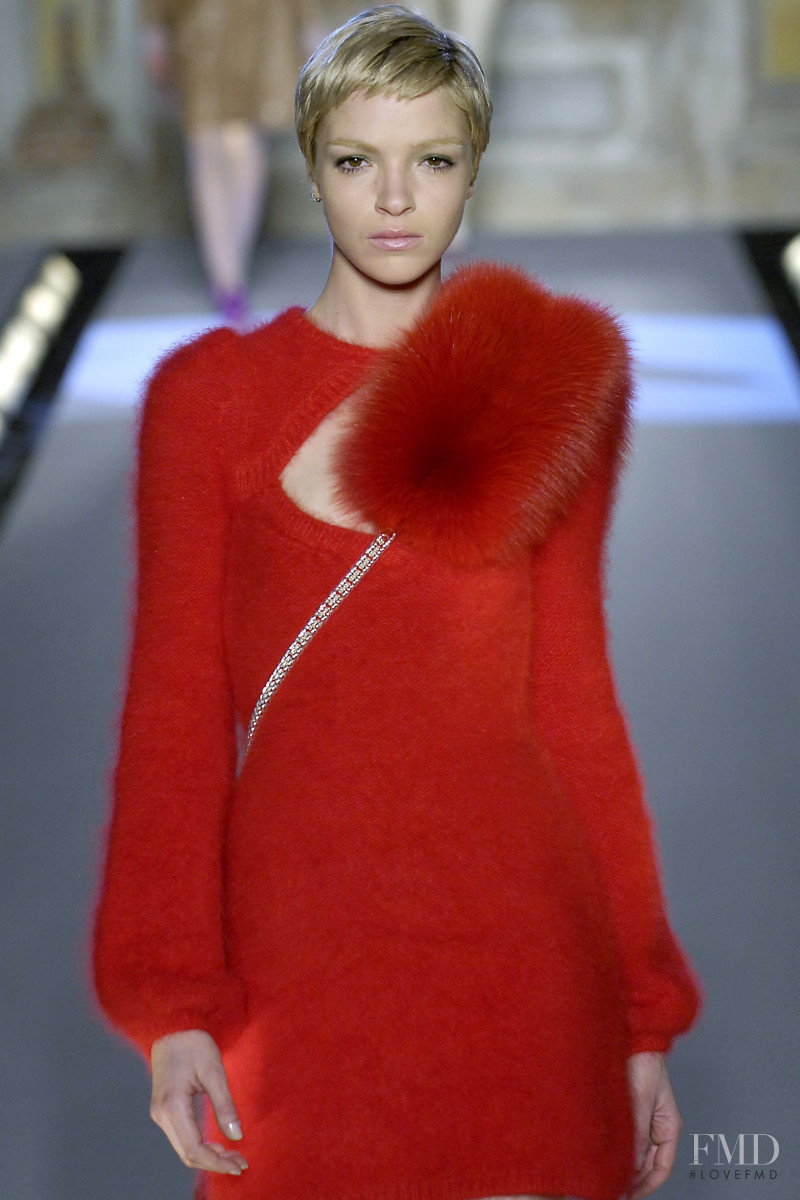 Mariacarla Boscono featured in  the Anna Molinari fashion show for Autumn/Winter 2006