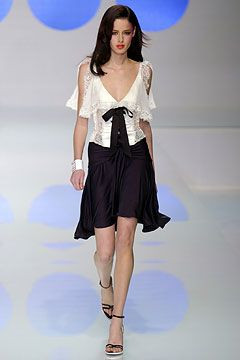 Valentino fashion show for Spring/Summer 2004