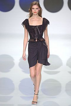 Valentino fashion show for Spring/Summer 2004