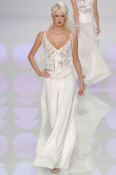 Valentino fashion show for Spring/Summer 2004