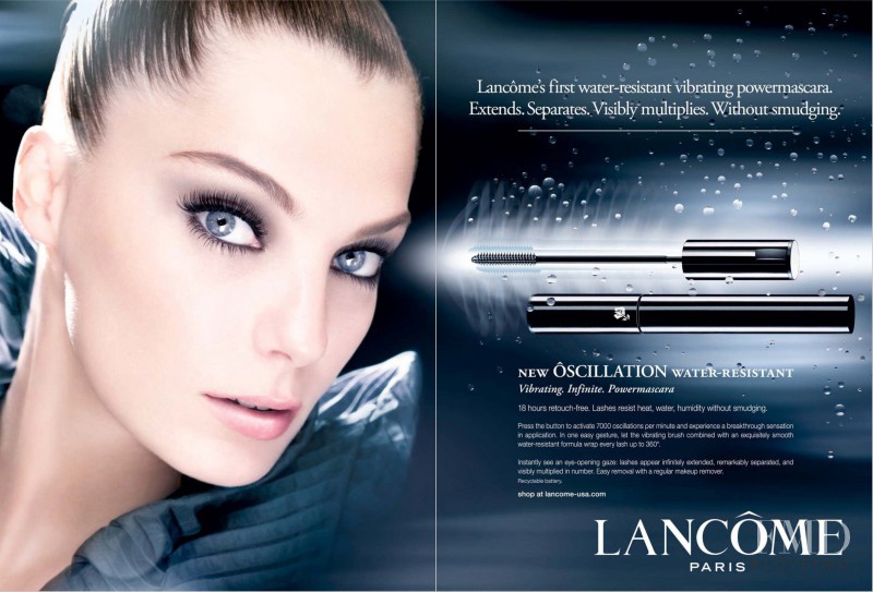 Daria Werbowy featured in  the Lancome Oscillation water-resistant mascara advertisement for Fall 2009