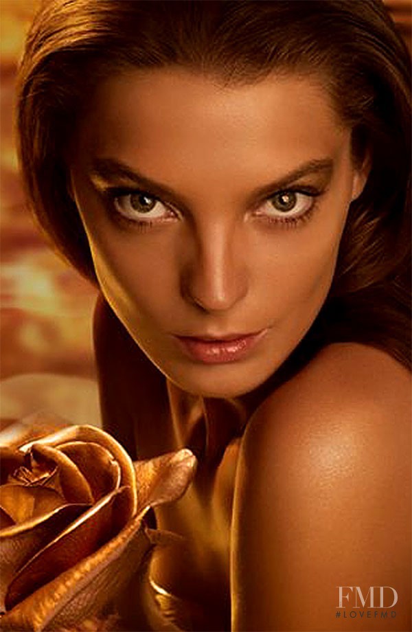 Daria Werbowy featured in  the Lancome Cabana Bronze colour collection advertisement for Summer 2008