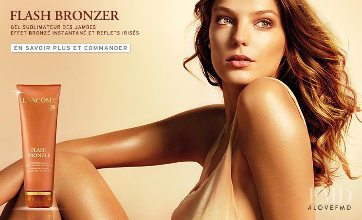 Daria Werbowy featured in  the Lancome Flash Bronzer  advertisement for Summer 2007