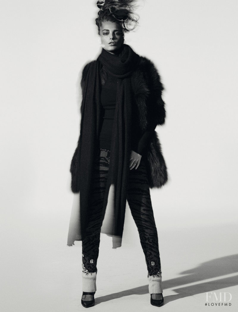 Daria Werbowy featured in  the Joseph advertisement for Autumn/Winter 2011