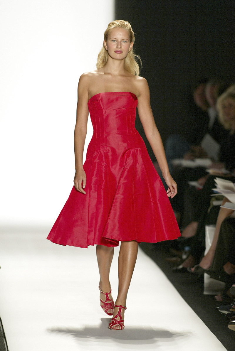 Karolina Kurkova featured in  the Carolina Herrera fashion show for Spring/Summer 2005