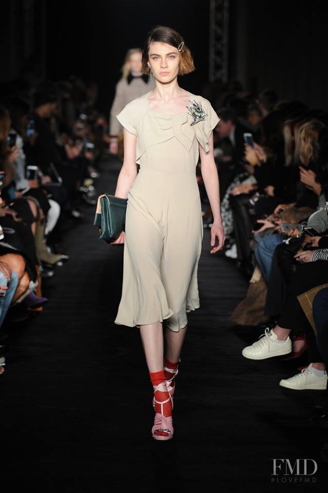 Milena Litvinovskaya featured in  the N° 21 fashion show for Autumn/Winter 2017