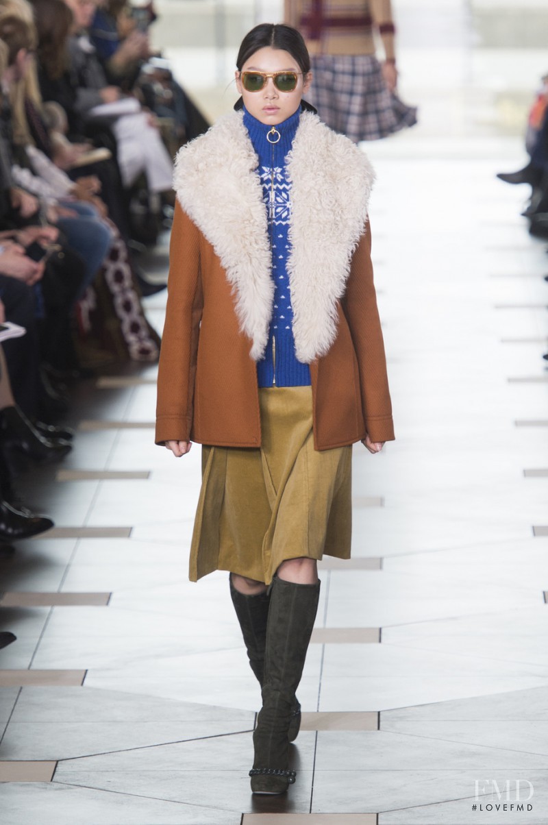 Yoon Young Bae featured in  the Tory Burch fashion show for Autumn/Winter 2017
