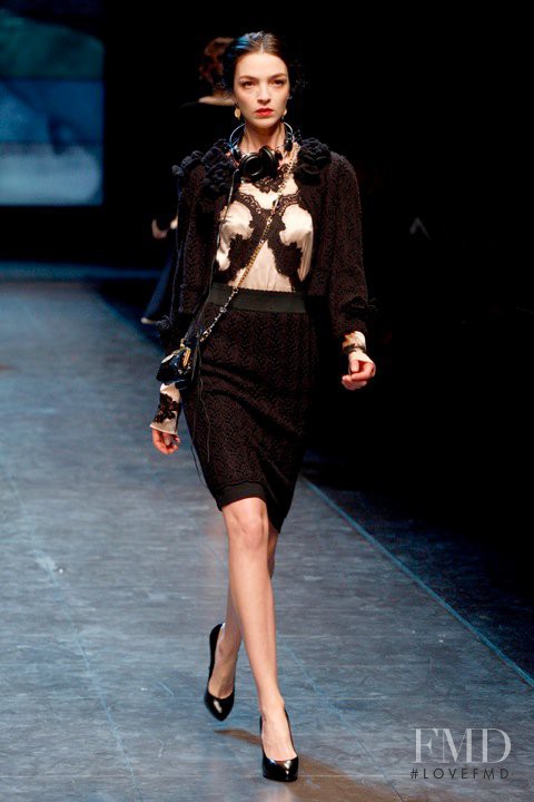 Mariacarla Boscono featured in  the Dolce & Gabbana fashion show for Autumn/Winter 2010