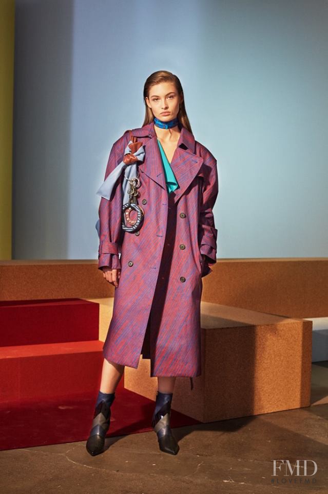 Grace Elizabeth featured in  the Diane Von Furstenberg fashion show for Autumn/Winter 2017