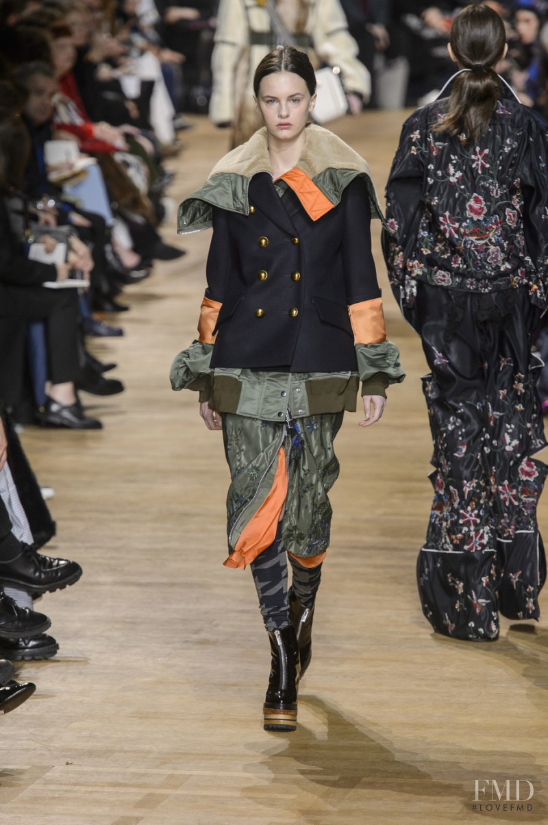 Lea Holzfuss featured in  the Sacai fashion show for Autumn/Winter 2017