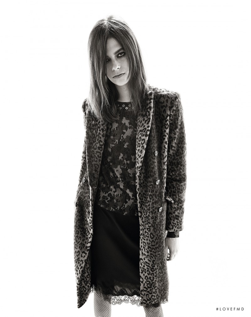 Lexi Boling featured in  the Uniqlo x Carine Roitfeld advertisement for Winter 2015