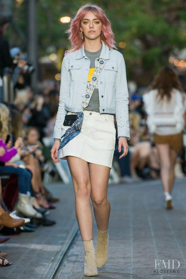 Rebecca Minkoff fashion show for Spring/Summer 2017