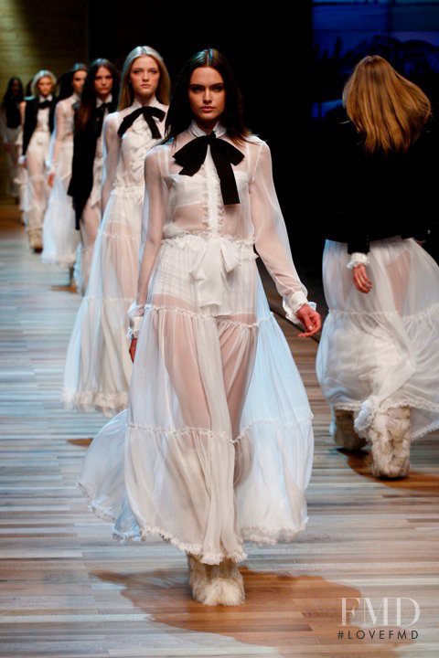 Zuzana Gregorova featured in  the D&G fashion show for Autumn/Winter 2010