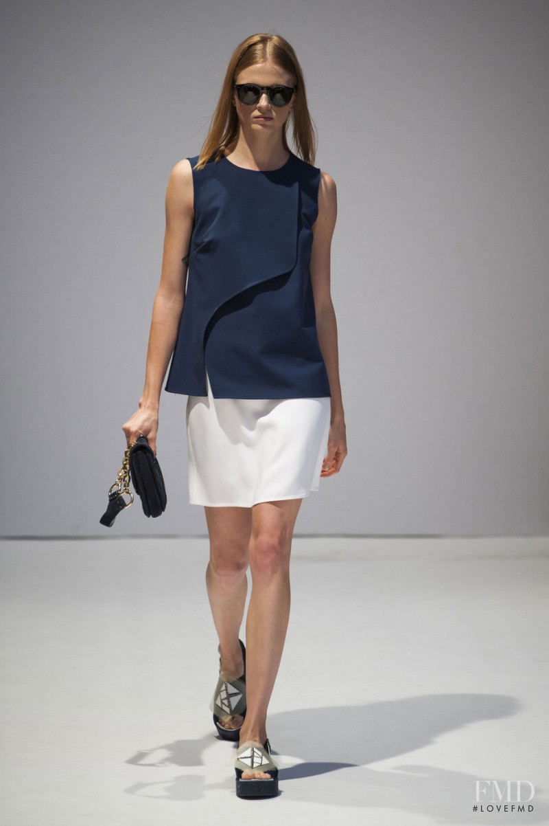 Beequeen by Chicca Lualdi fashion show for Spring/Summer 2016