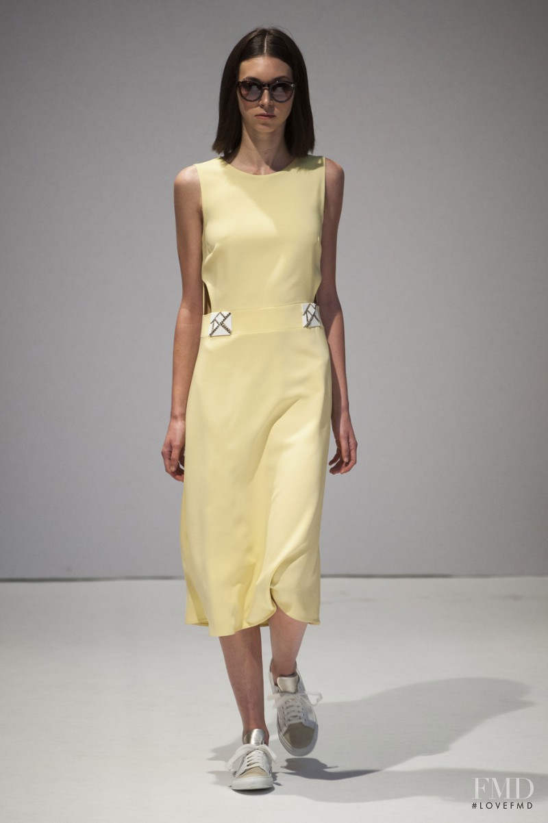 Beequeen by Chicca Lualdi fashion show for Spring/Summer 2016