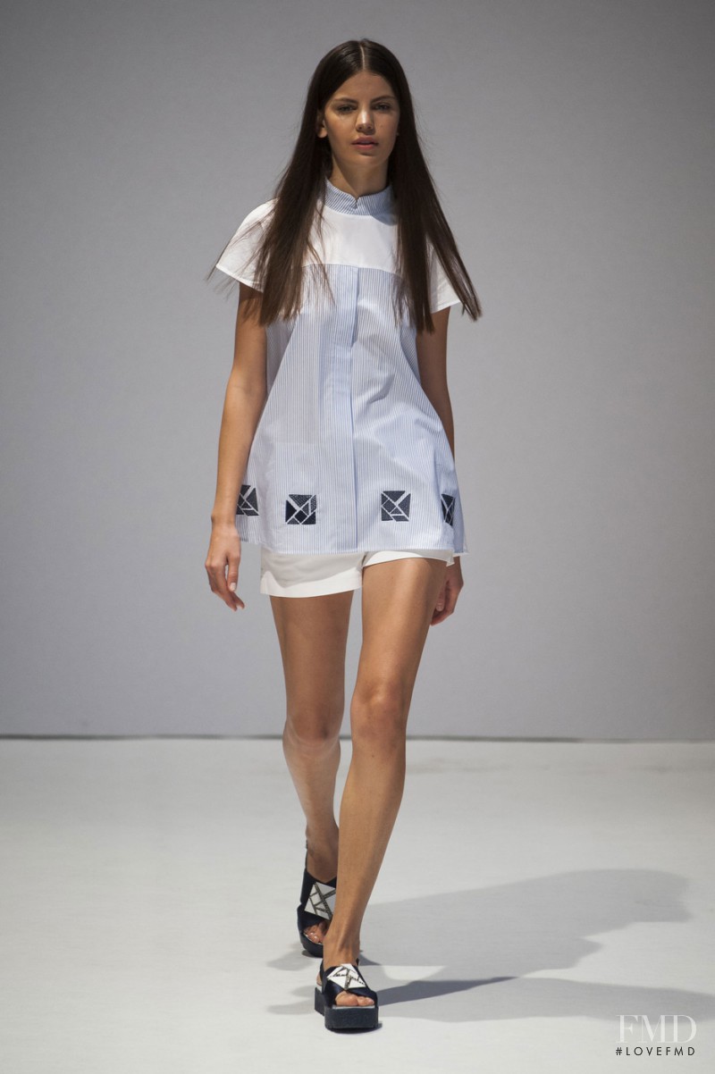 Beequeen by Chicca Lualdi fashion show for Spring/Summer 2016