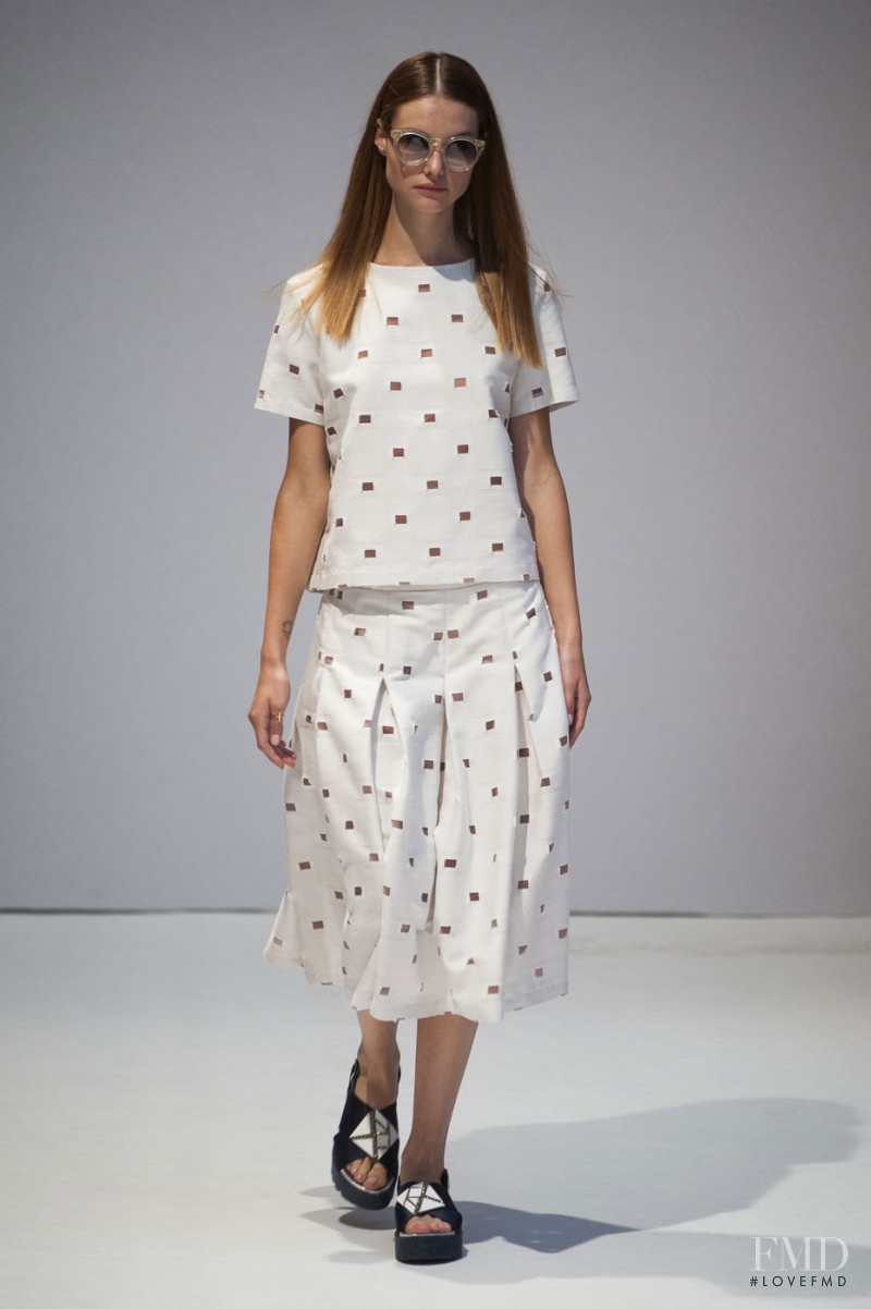 Beequeen by Chicca Lualdi fashion show for Spring/Summer 2016