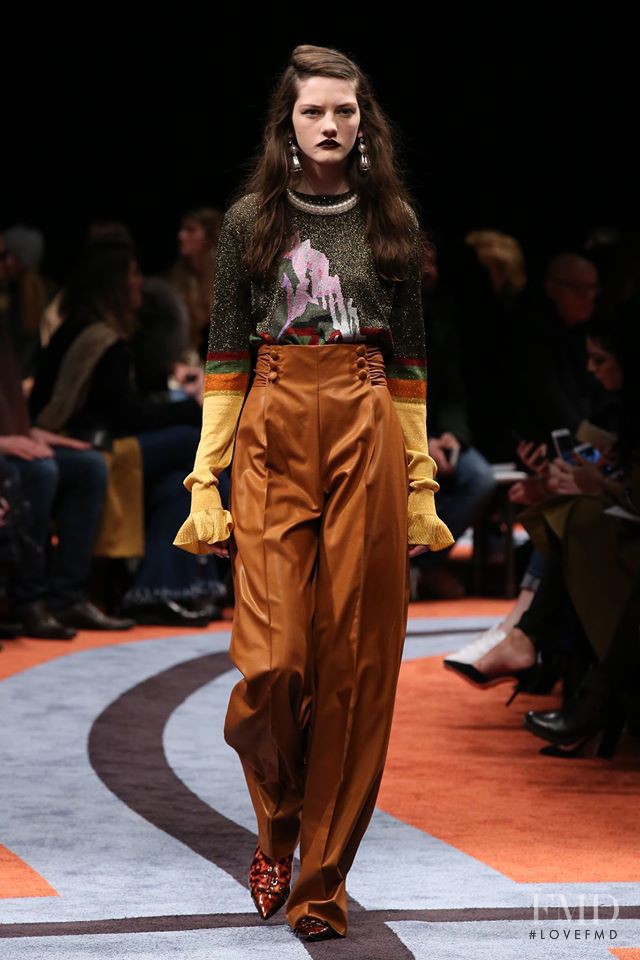 Marco de Vincenzo fashion show for Autumn/Winter 2017