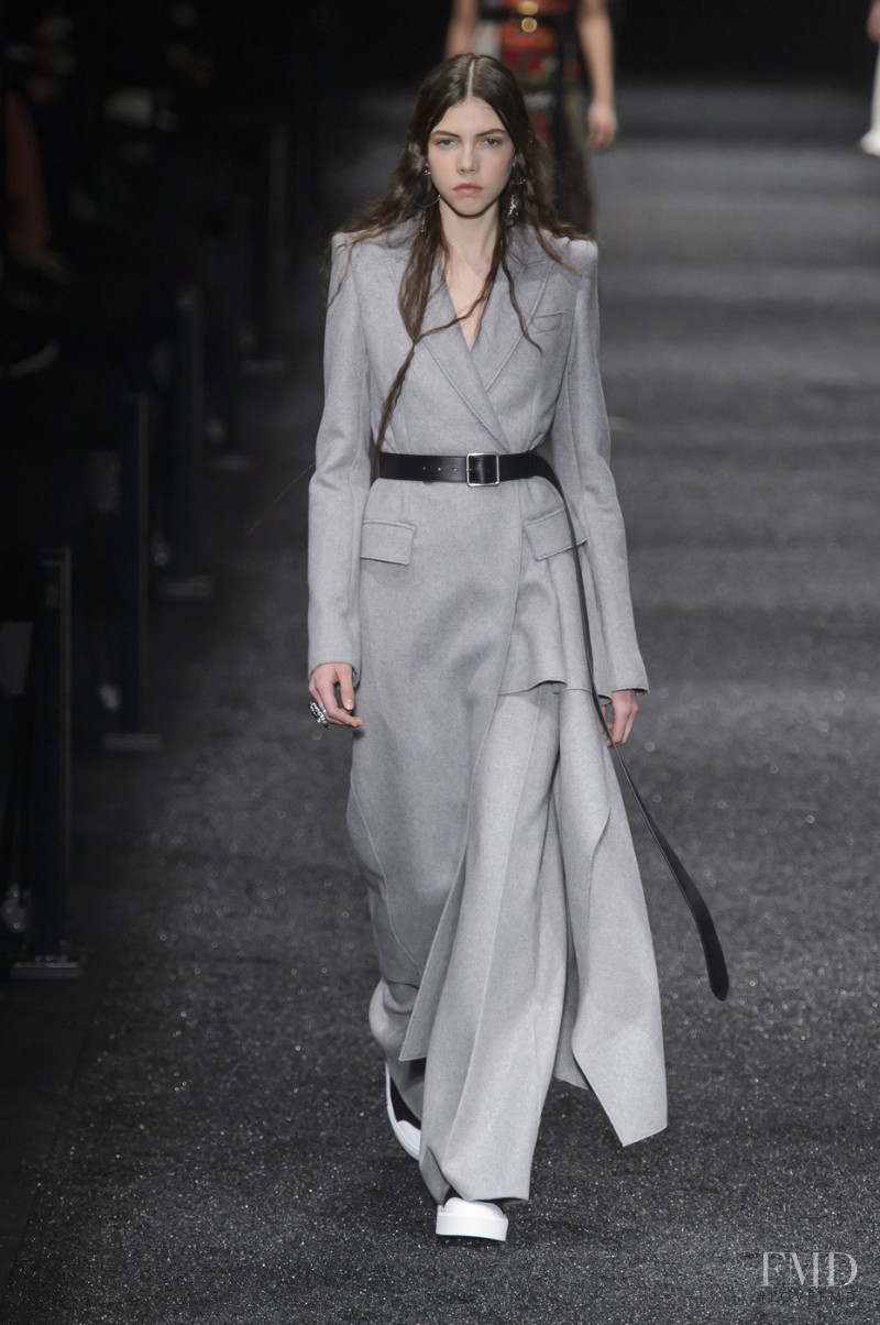 Lea Julian featured in  the Alexander McQueen fashion show for Autumn/Winter 2017